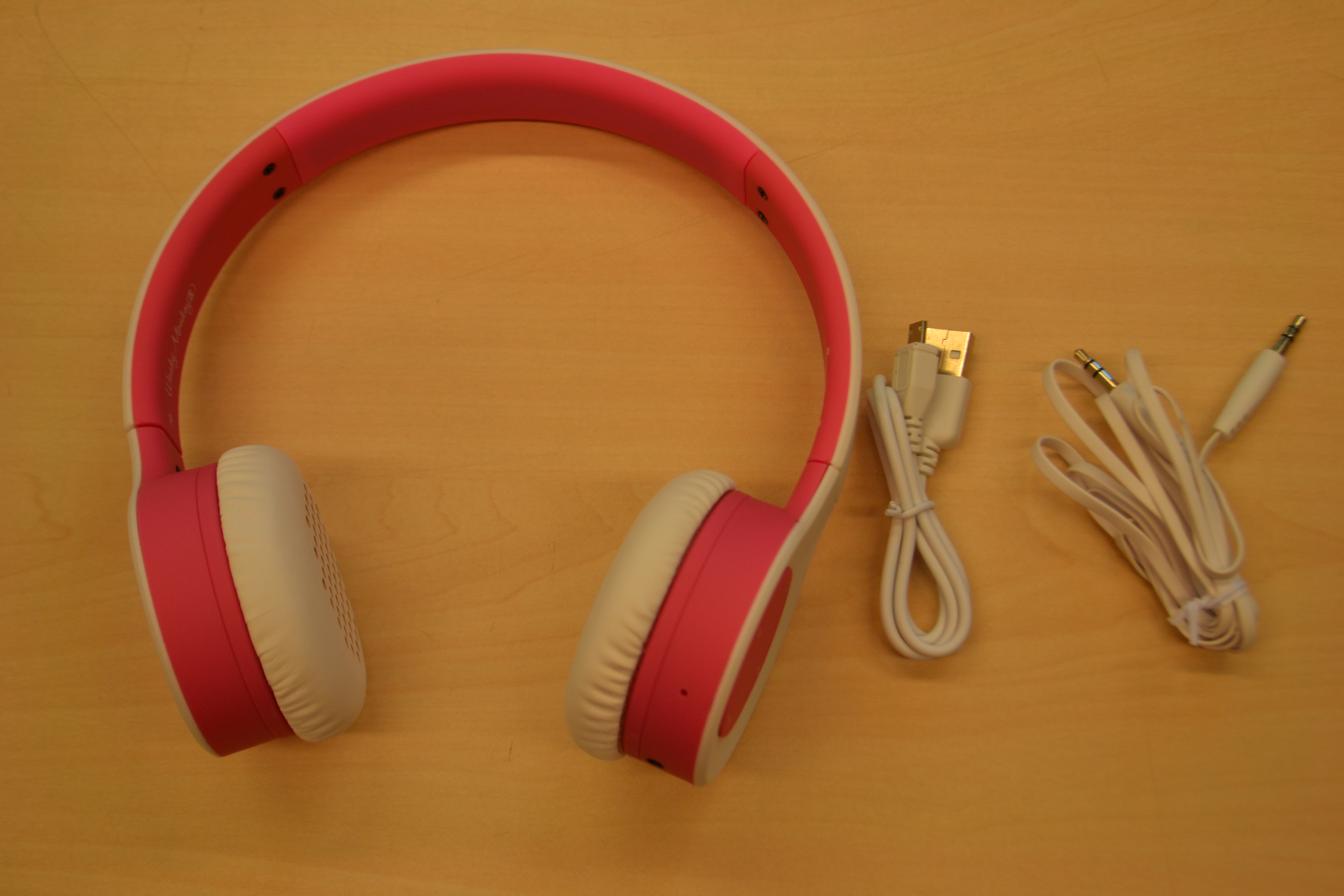 HS Code for headsets headphones and earphones